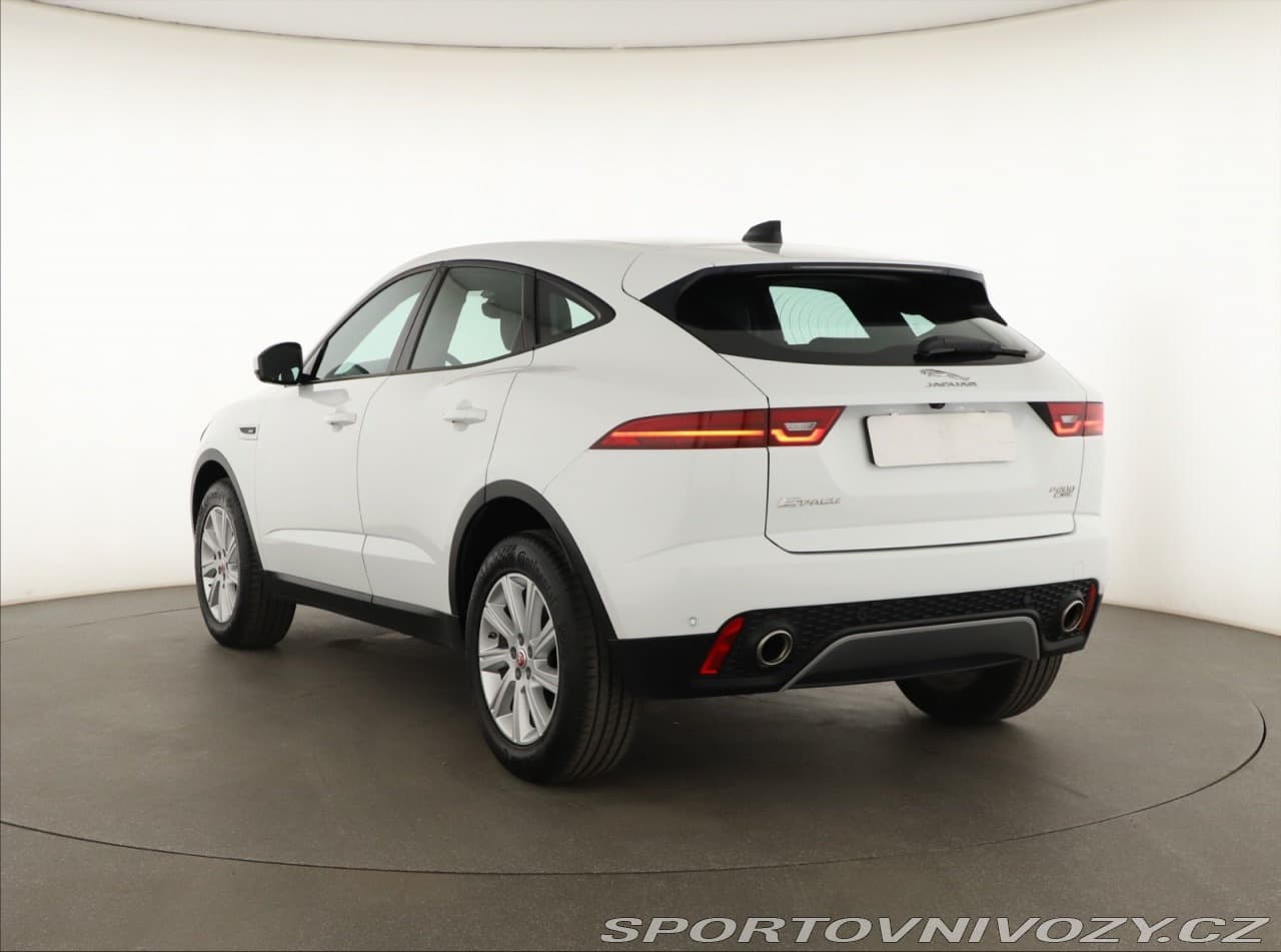 2019 Jaguar E-PACE - 10