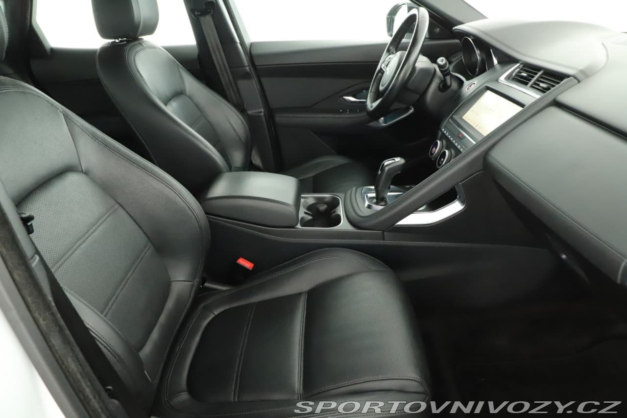 2019 Jaguar E-PACE - 19