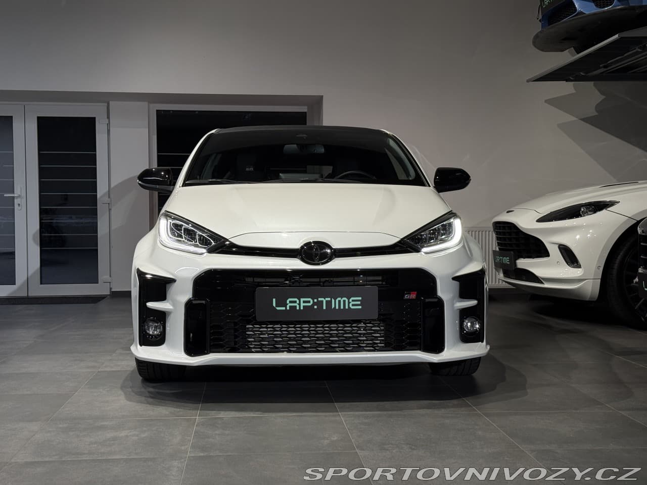 2022 Toyota YARIS - 8