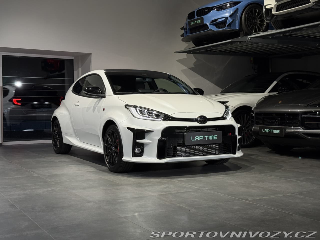 2022 Toyota YARIS - 9