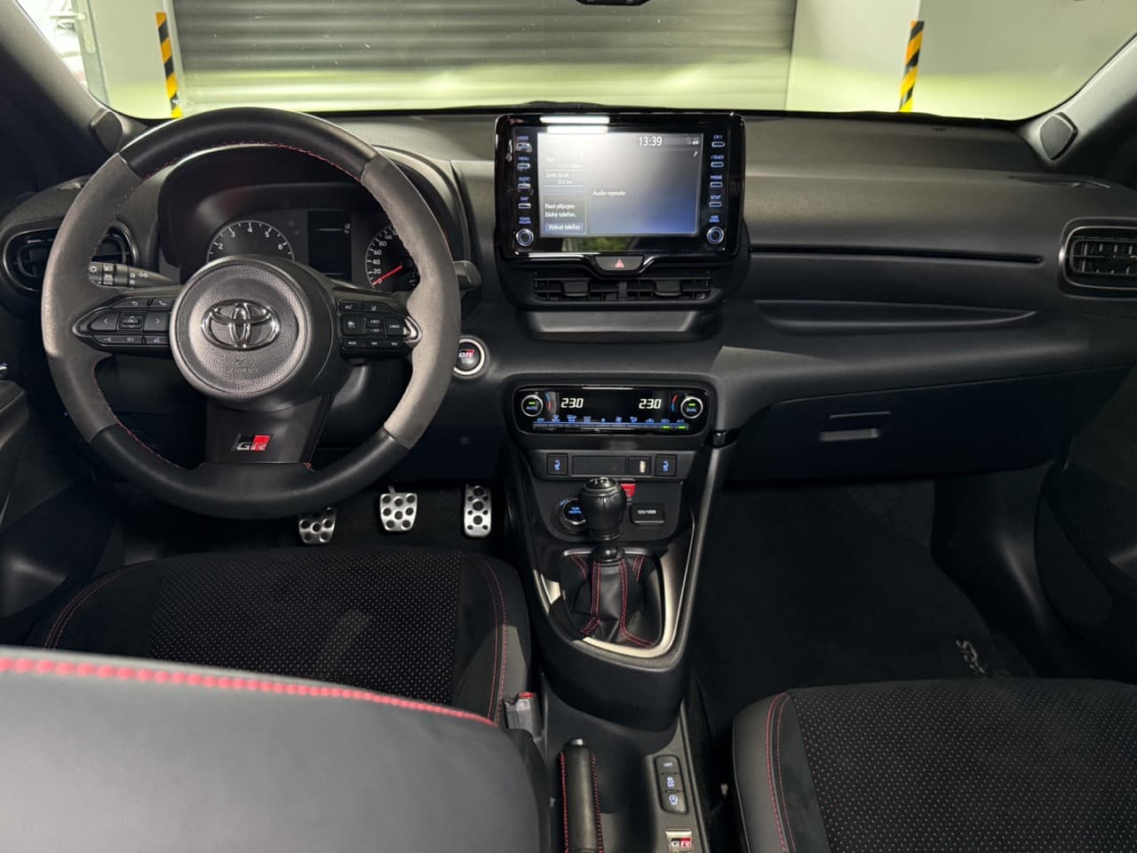 2022 Toyota YARIS - 2