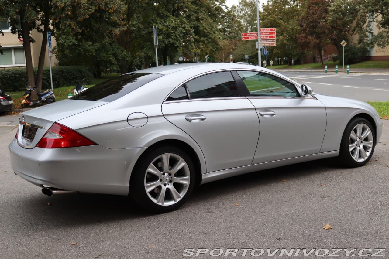 2005 Mercedes-Benz CLS - 10