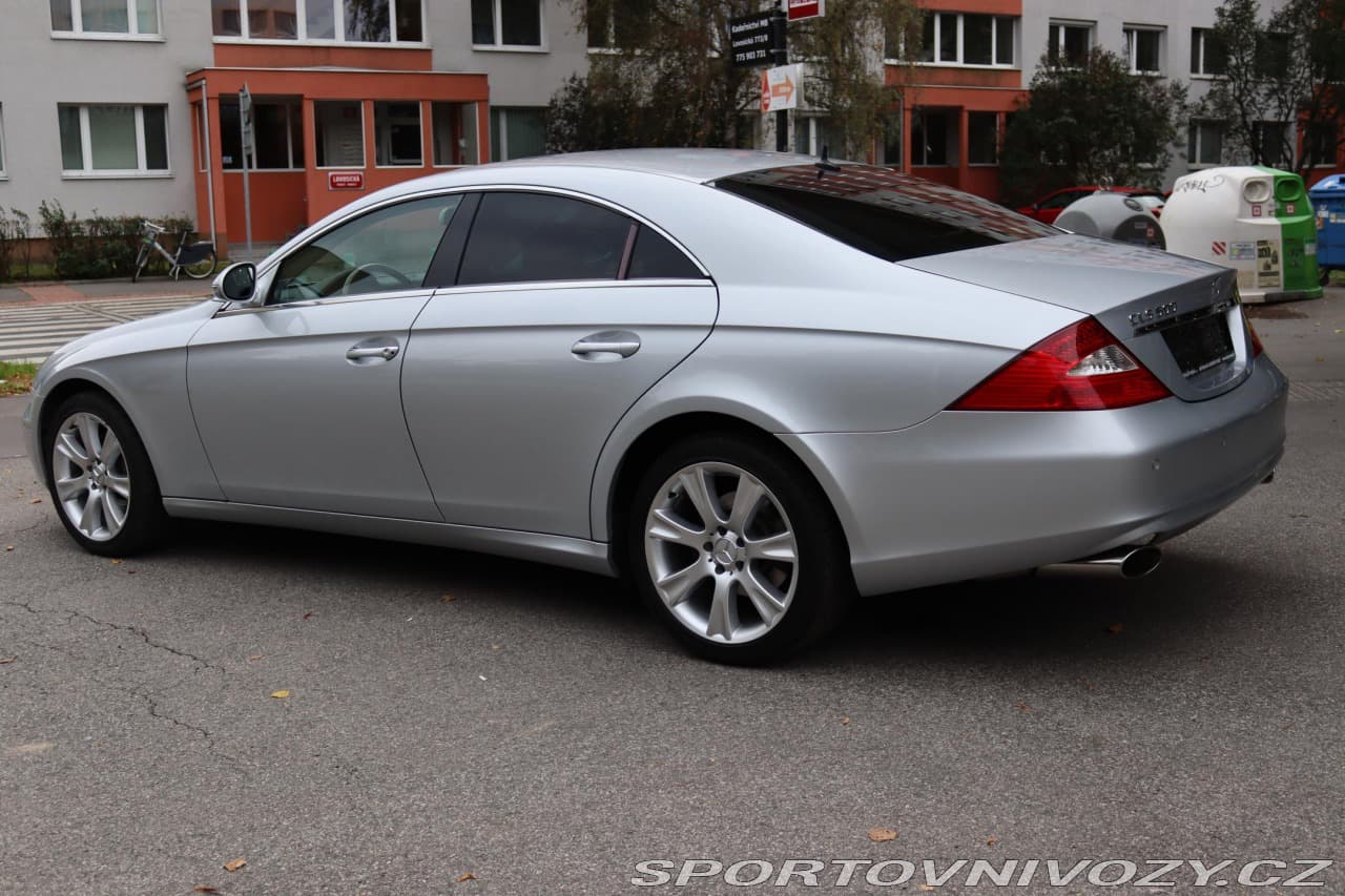 2005 Mercedes-Benz CLS - 14