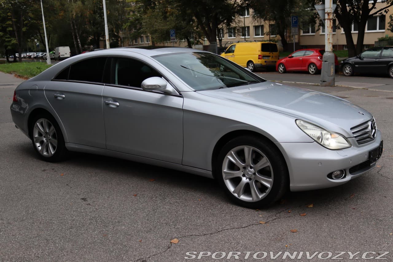 2005 Mercedes-Benz CLS - 8