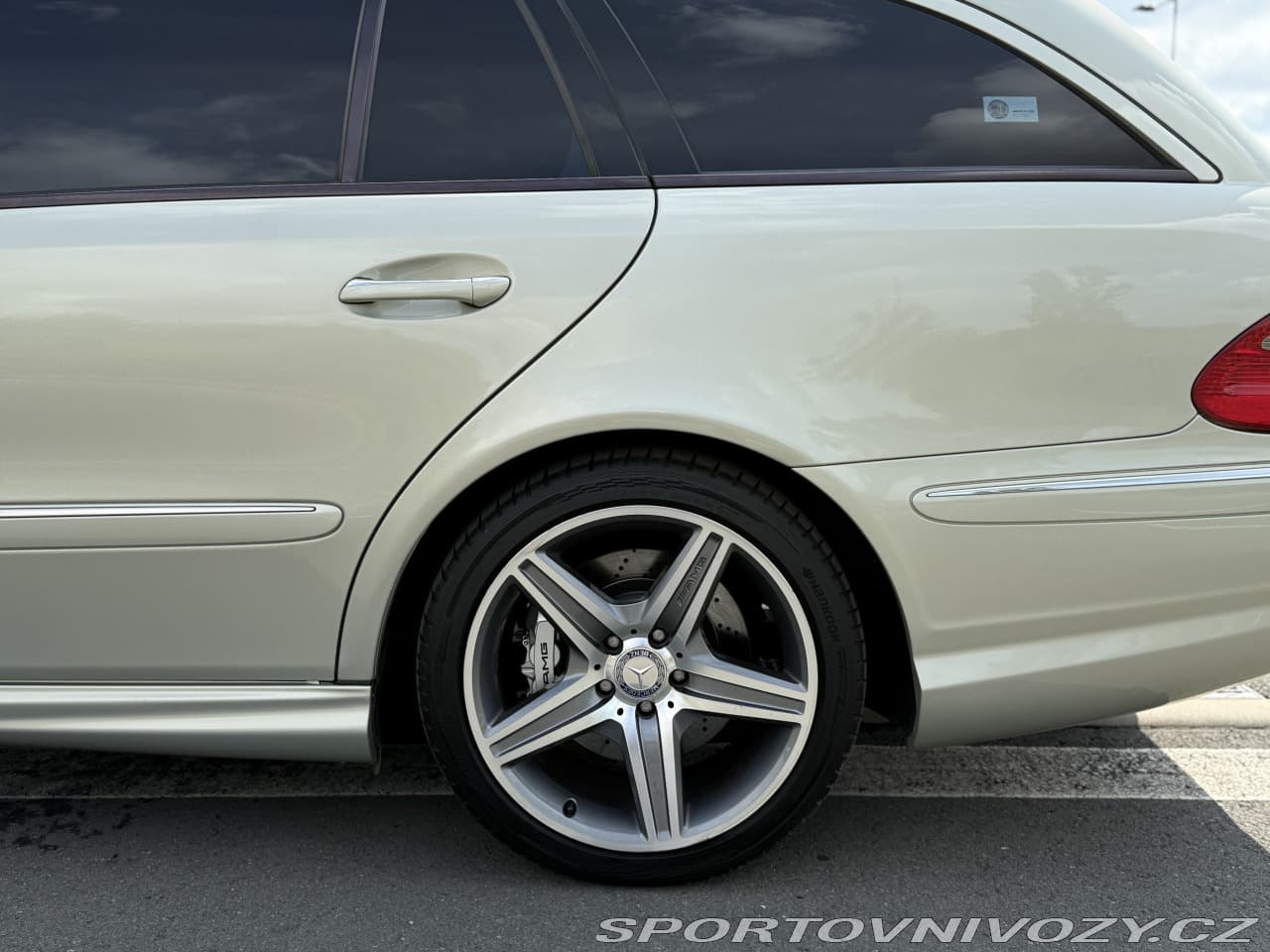 2009 Mercedes-Benz E-CLASS - 14