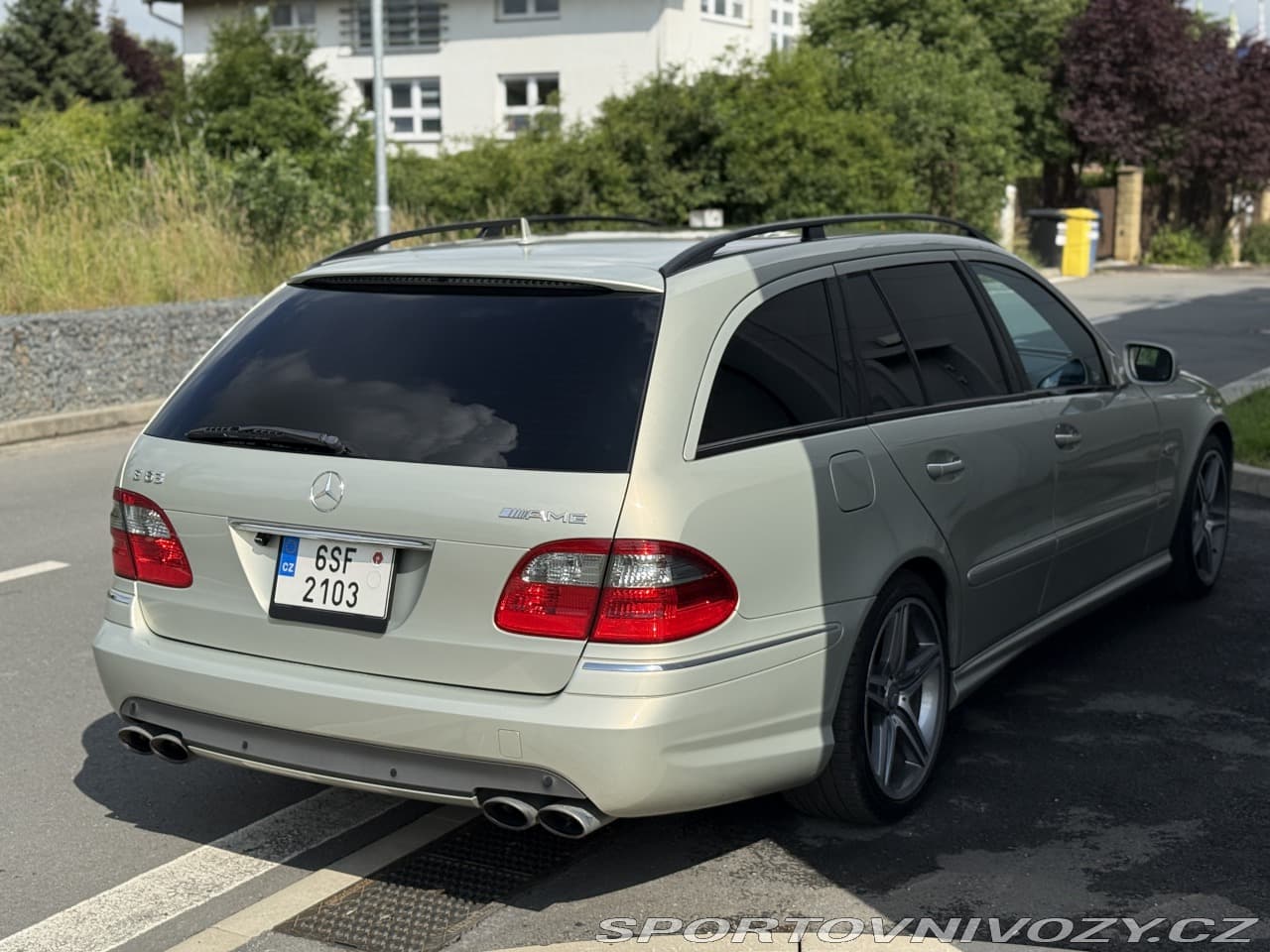 2009 Mercedes-Benz E-CLASS - 4