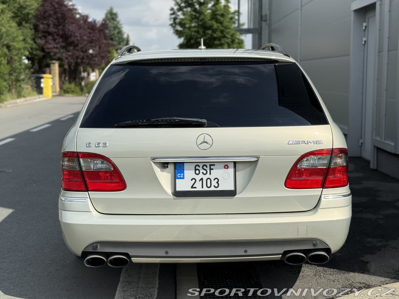 2009 Mercedes-Benz E-CLASS - 5