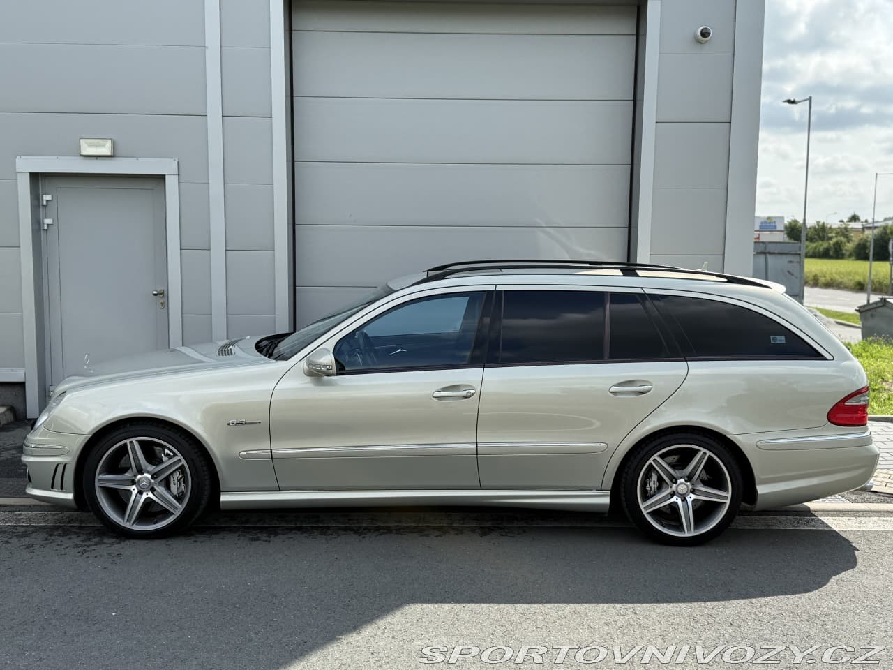 2009 Mercedes-Benz E-CLASS - 7