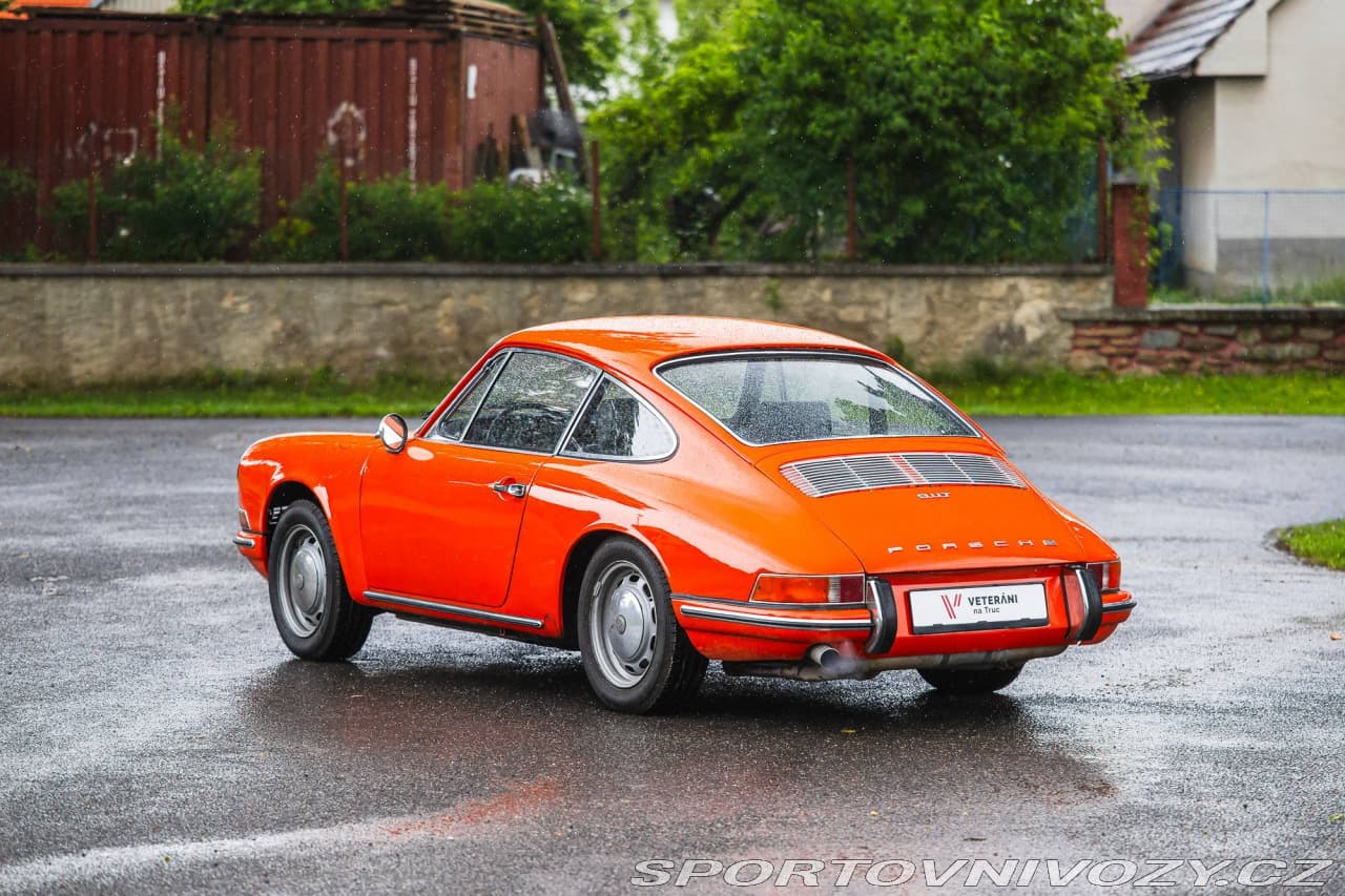 1968 Porsche 911 - 2