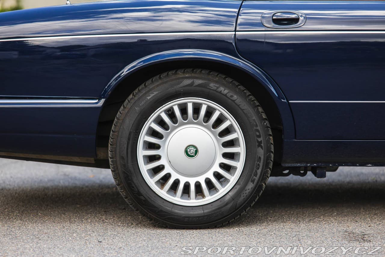 1998 Jaguar XJ - 10