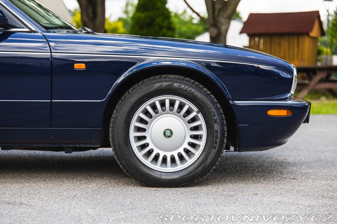1998 Jaguar XJ - 11