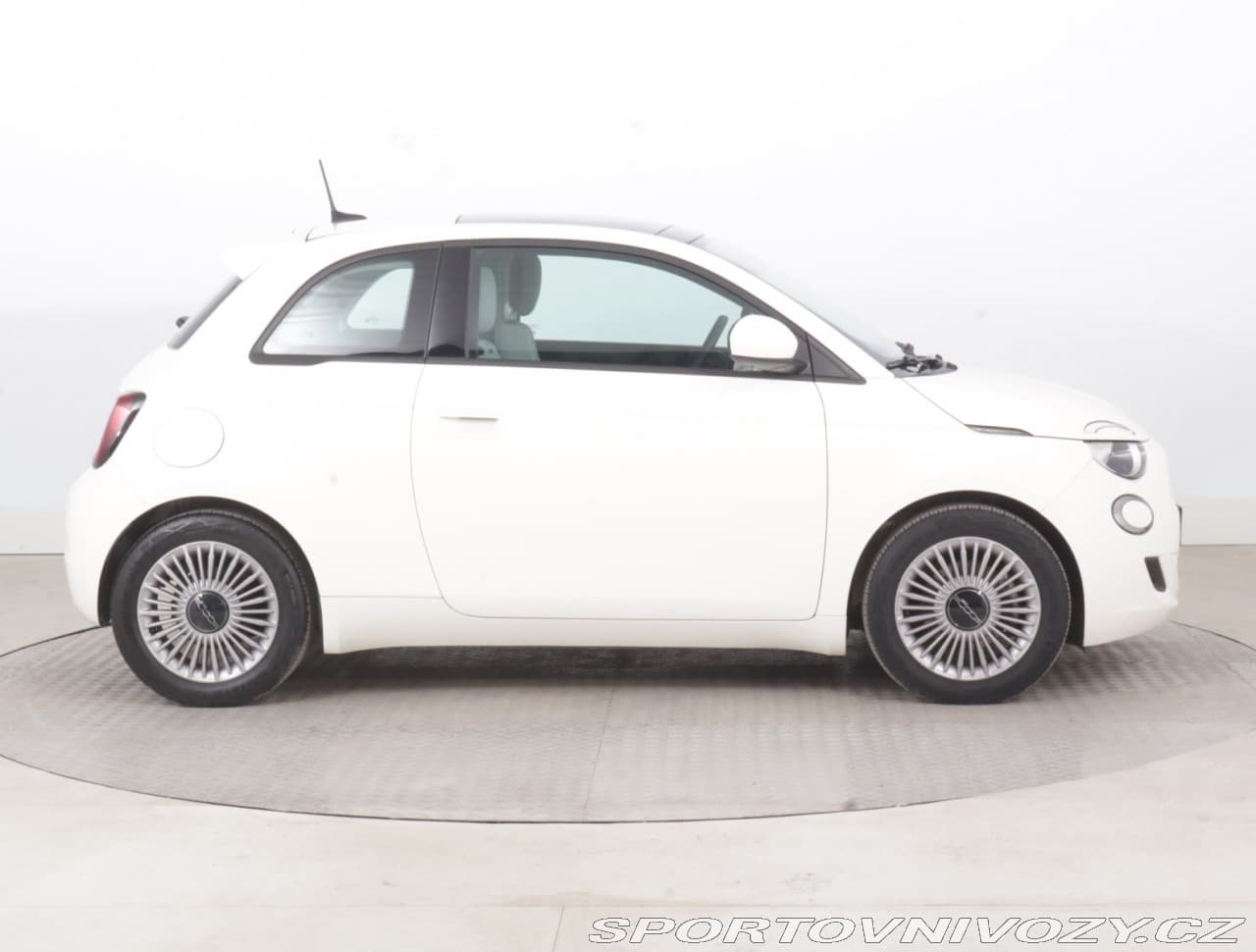 2021 Fiat 500 - 6