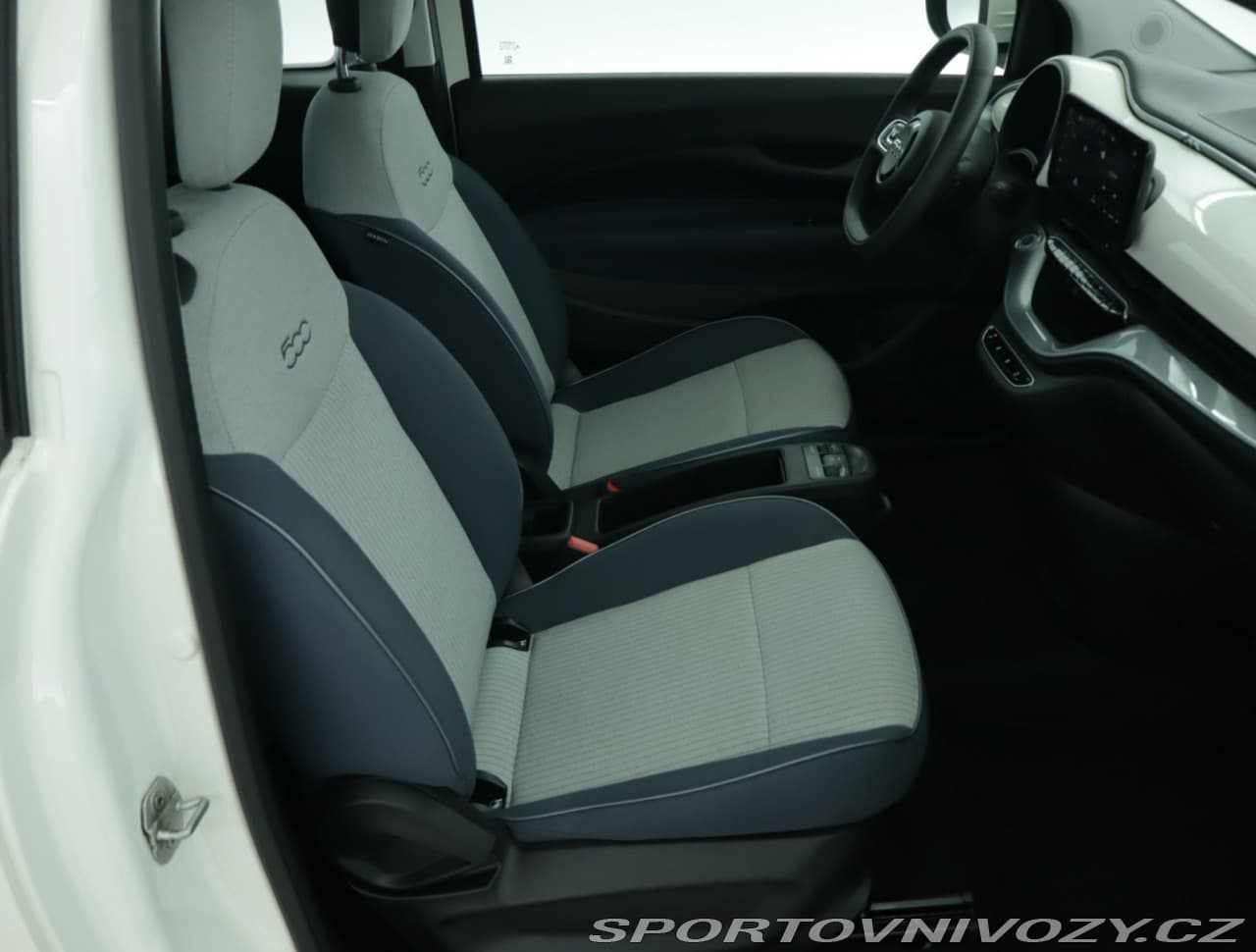 2021 Fiat 500 - 9