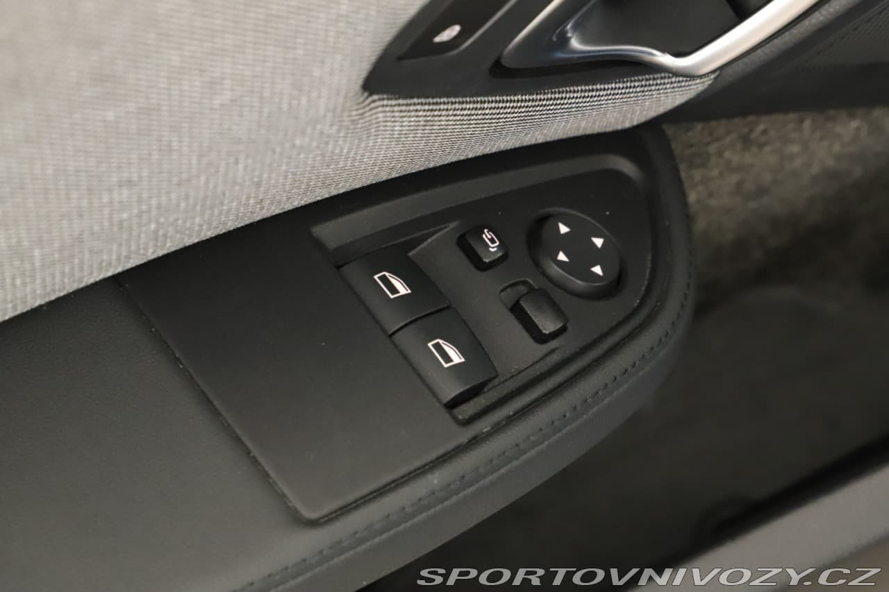 2021 BMW i3 - 10