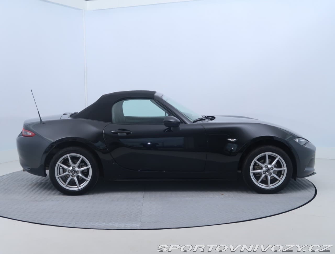 2017 Mazda MX-5 - 6