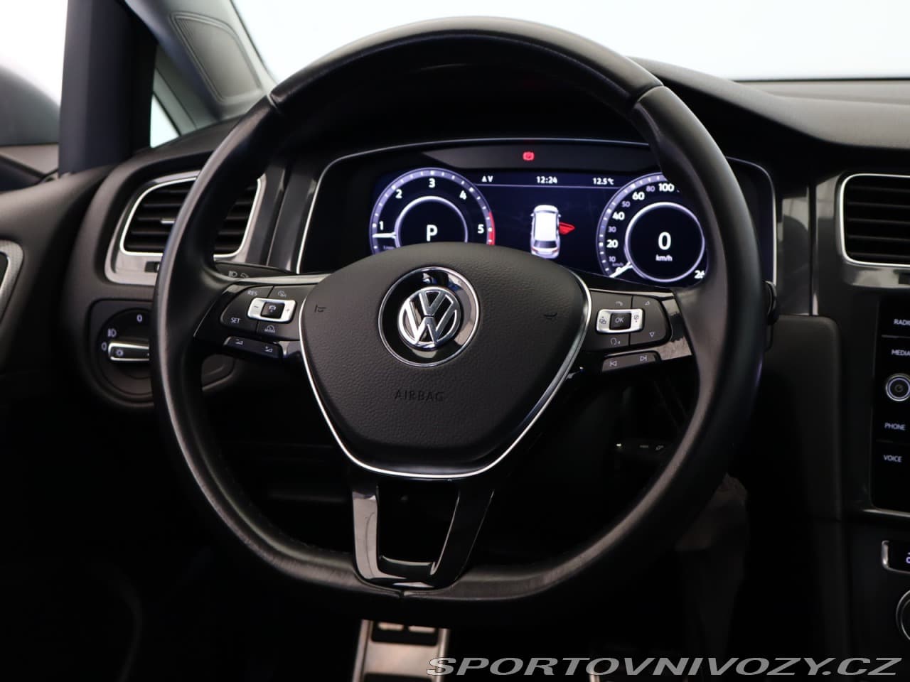 2018 Volkswagen GOLF - 14