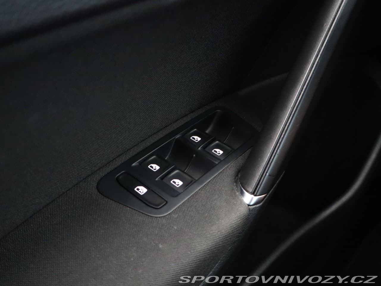 2018 Volkswagen GOLF - 18