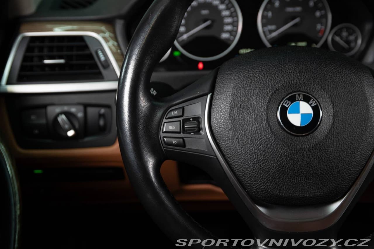 2018 BMW 3-SERIES - 16