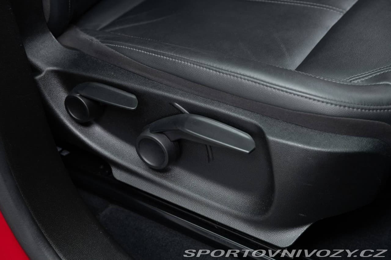 2017 Alfa Romeo STELVIO - 13