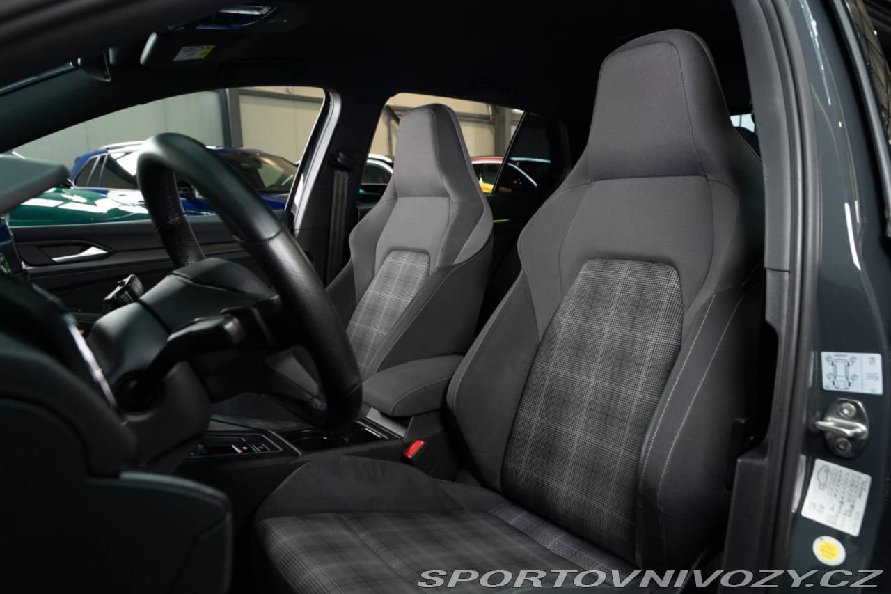 2021 Volkswagen GOLF - 9
