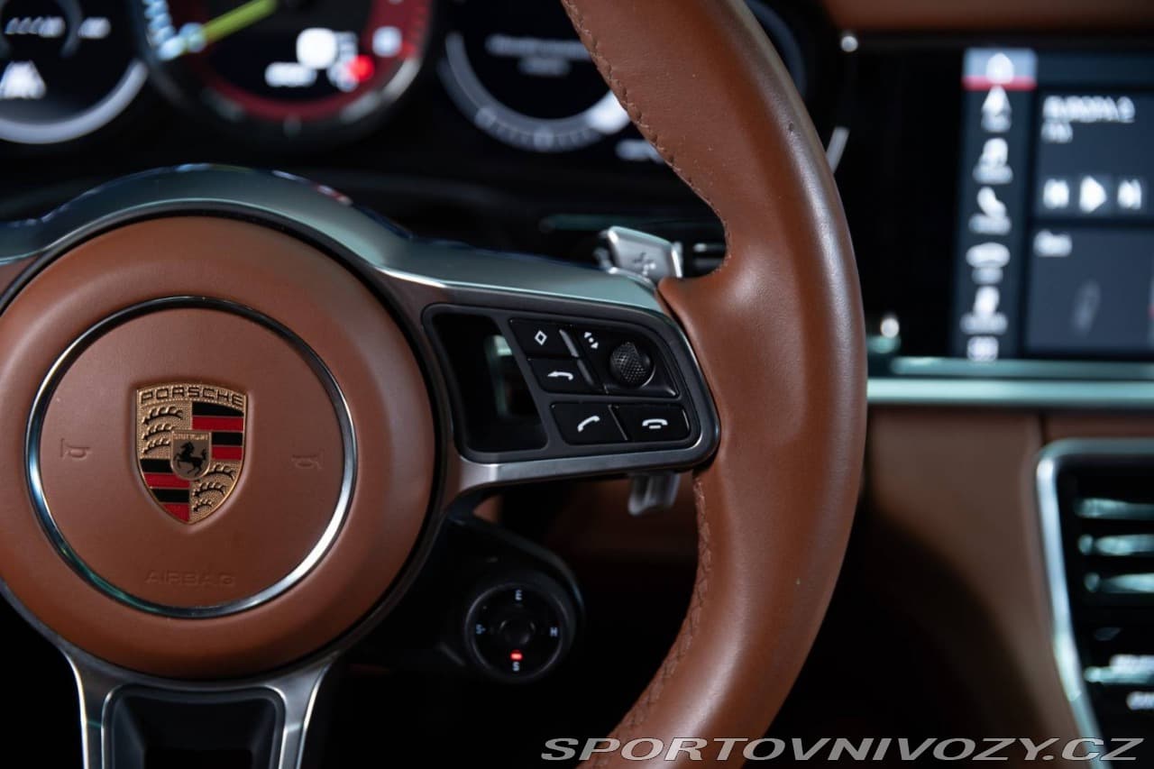 2019 Porsche PANAMERA - 18