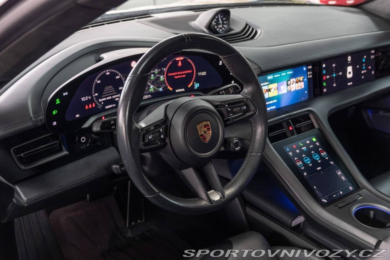 2020 Porsche TAYCAN - 10