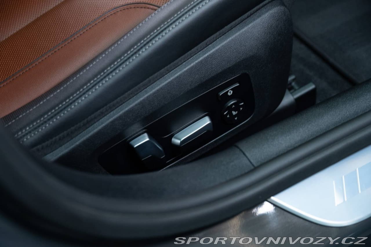 2020 BMW 8-SERIES - 12