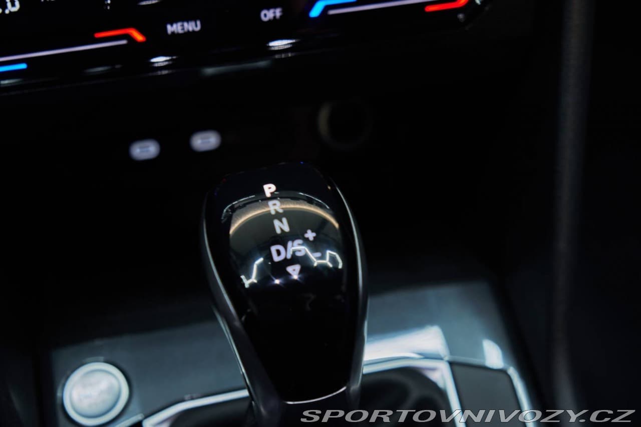 2022 Volkswagen TIGUAN - 19