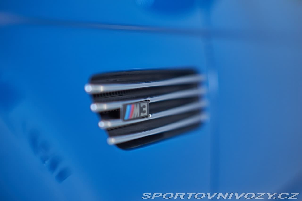2002 BMW M3 - 9