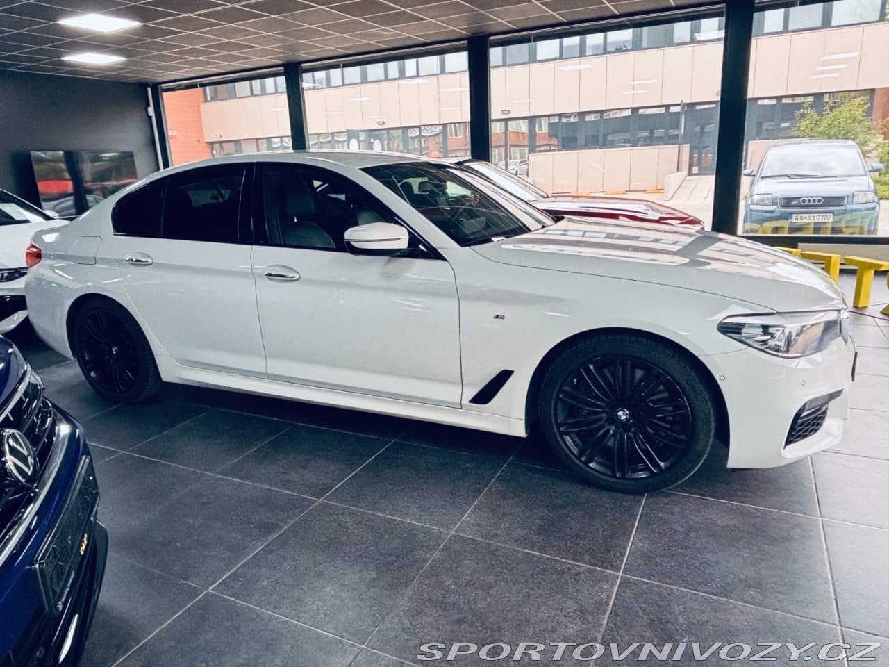 2017 BMW 5-SERIES - 4