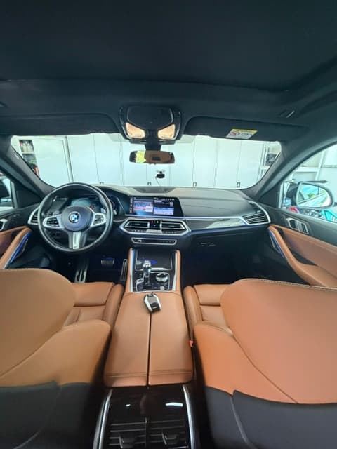 2021 BMW X6 - 6