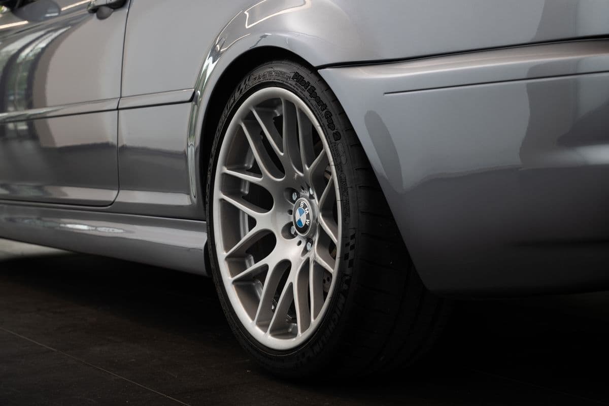 2005 BMW M3 - 19