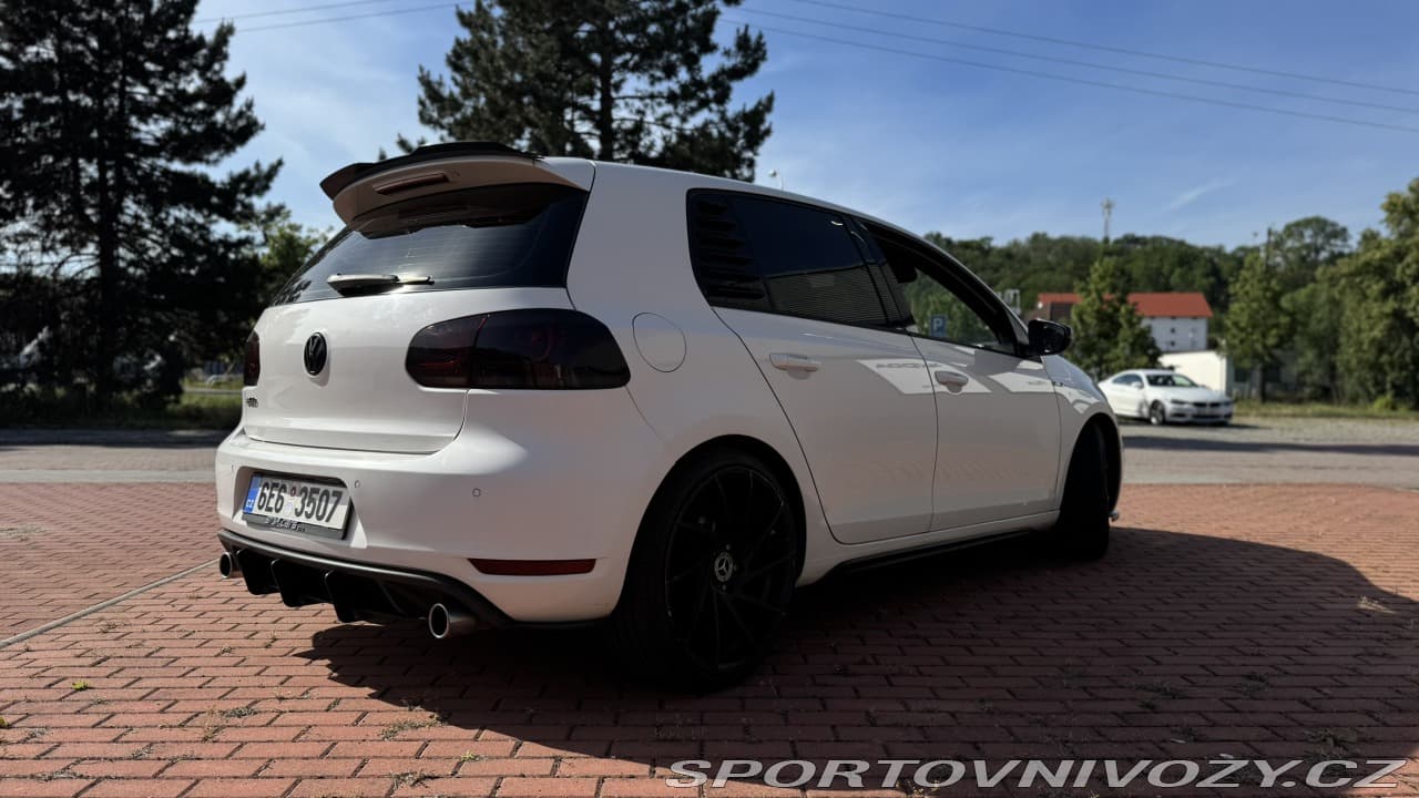 2009 Volkswagen GOLF - 12