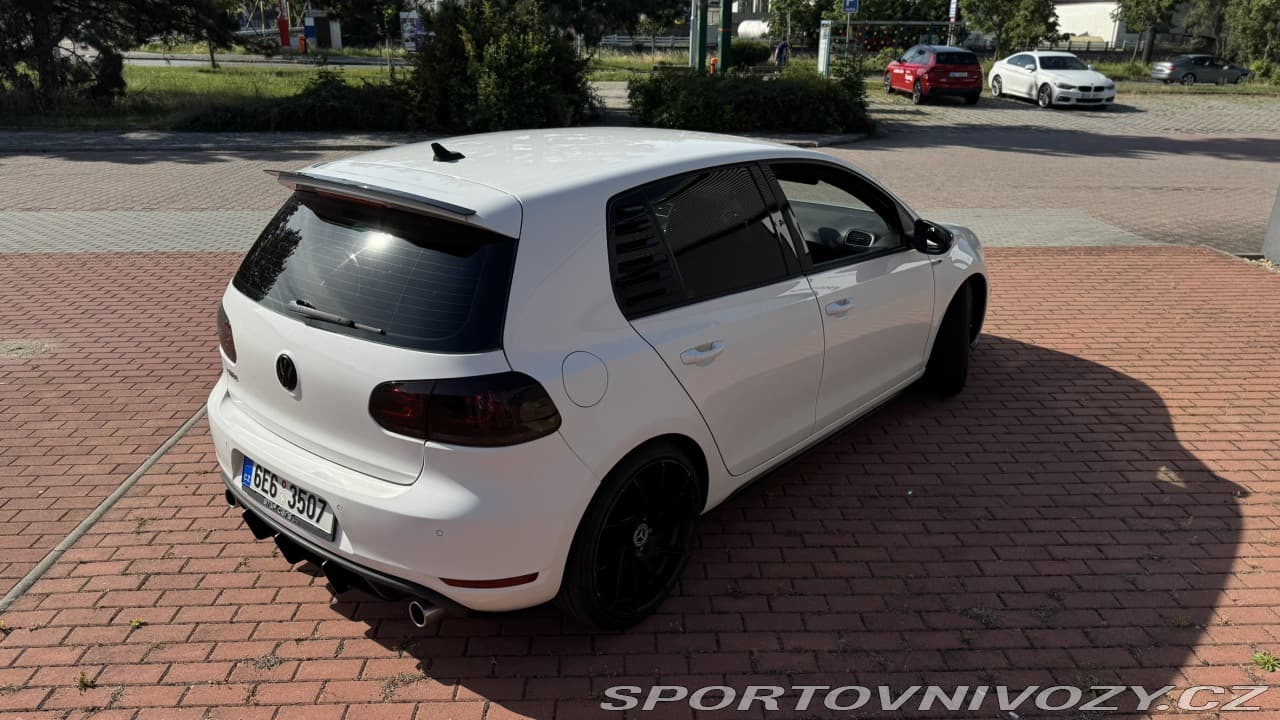 2009 Volkswagen GOLF - 13