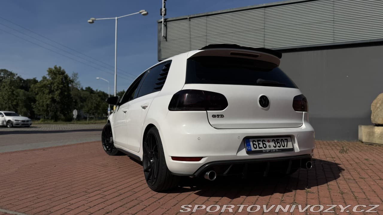 2009 Volkswagen GOLF - 14