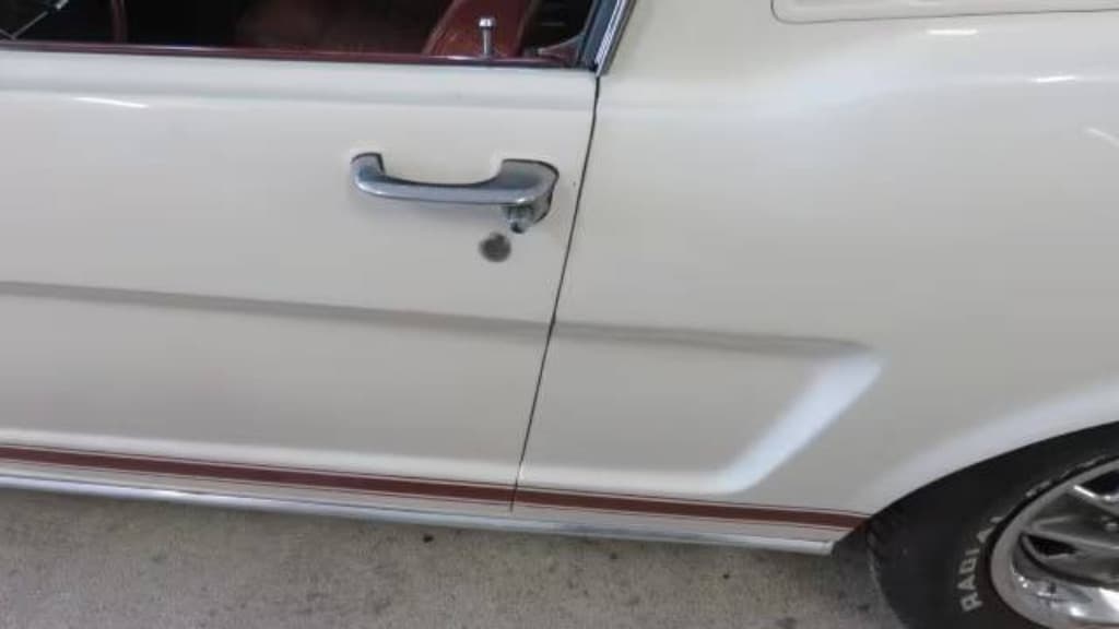 1966 Ford MUSTANG - 11