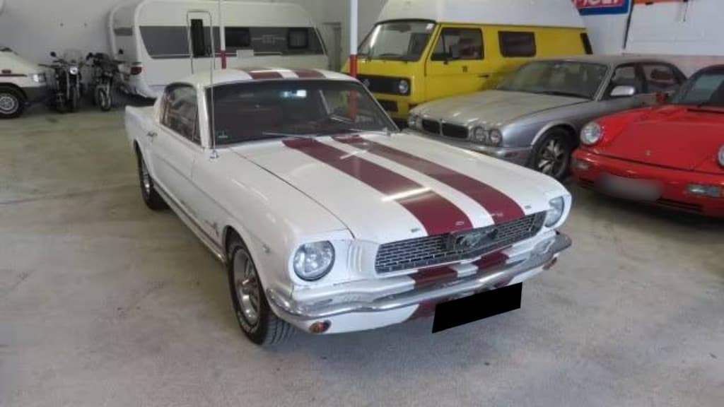 1966 Ford MUSTANG - 2