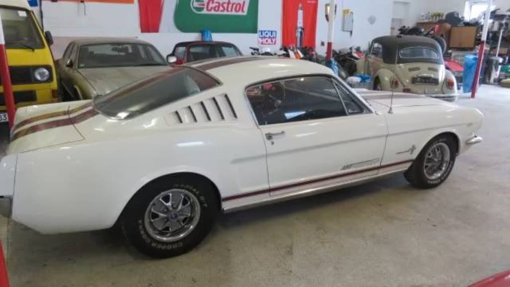 1966 Ford MUSTANG - 7