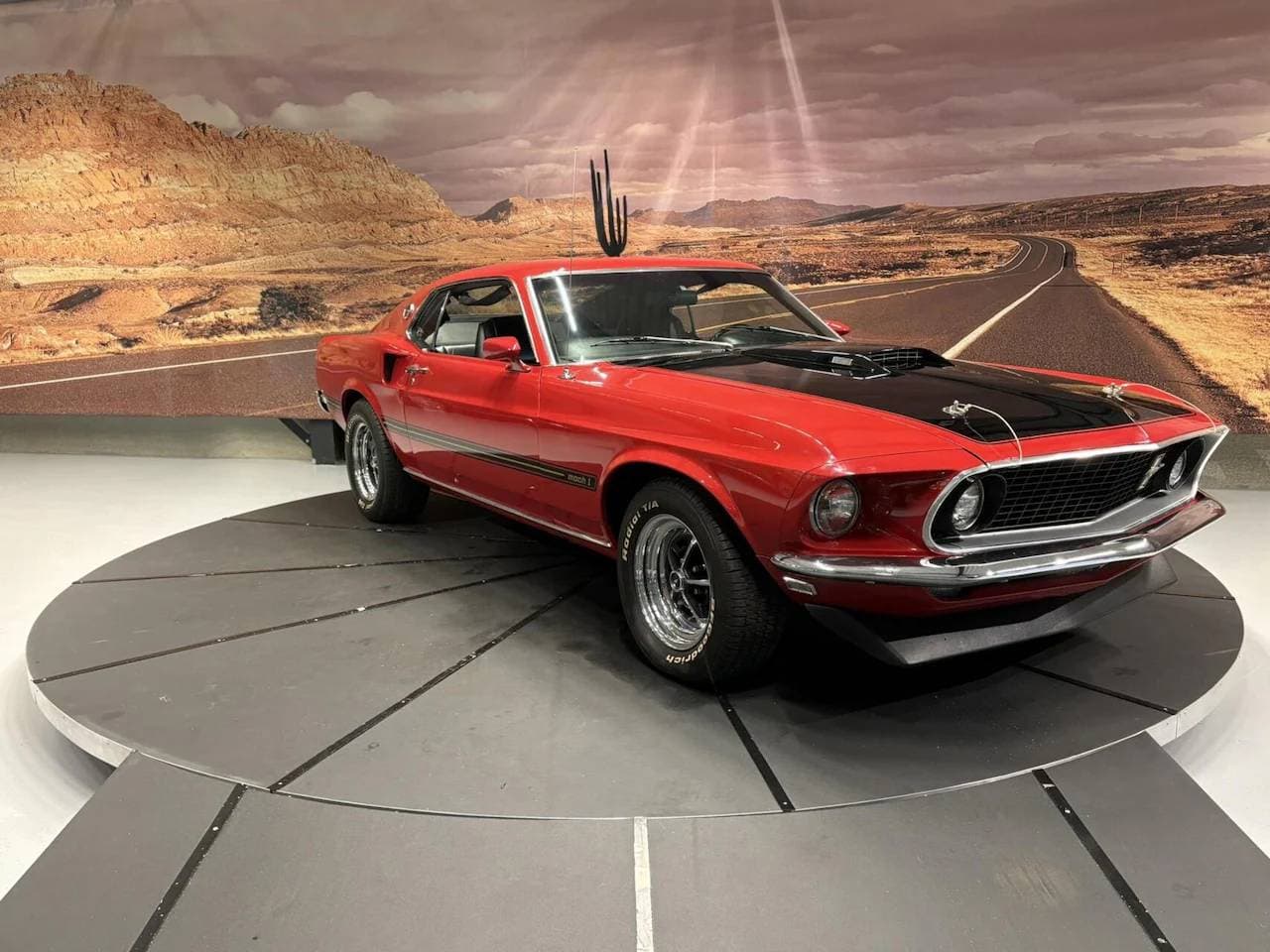 1969 Ford MUSTANG - 4
