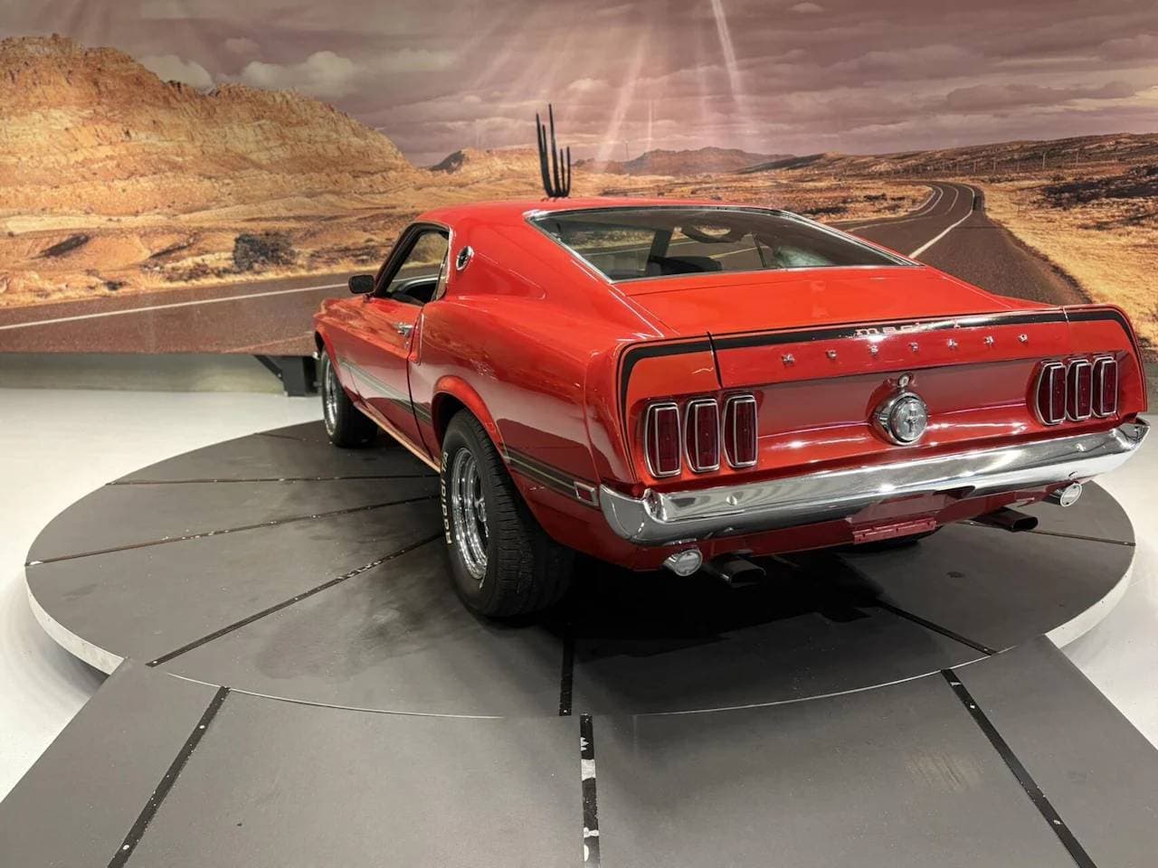 1969 Ford MUSTANG - 8