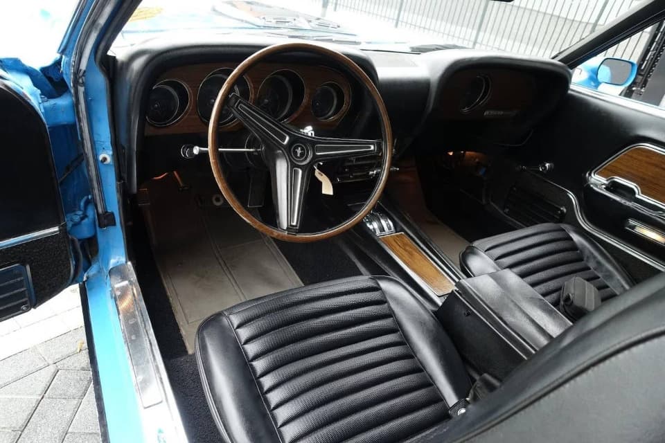 1970 Ford MUSTANG - 8