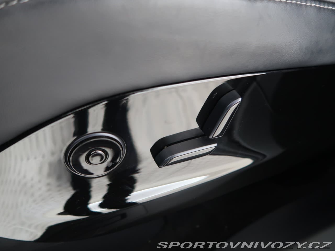 2016 Tesla MODEL X - 17