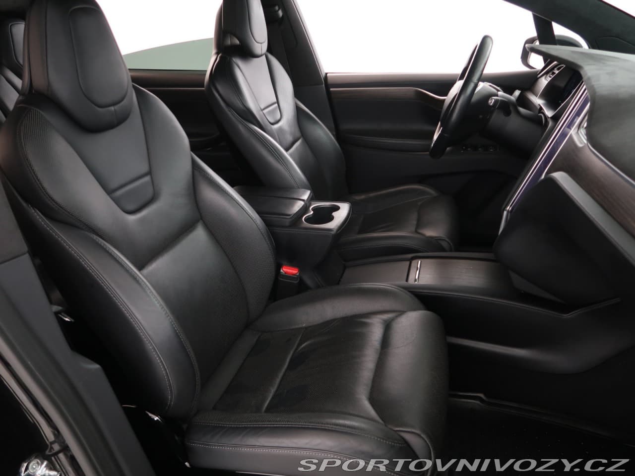 2016 Tesla MODEL X - 9