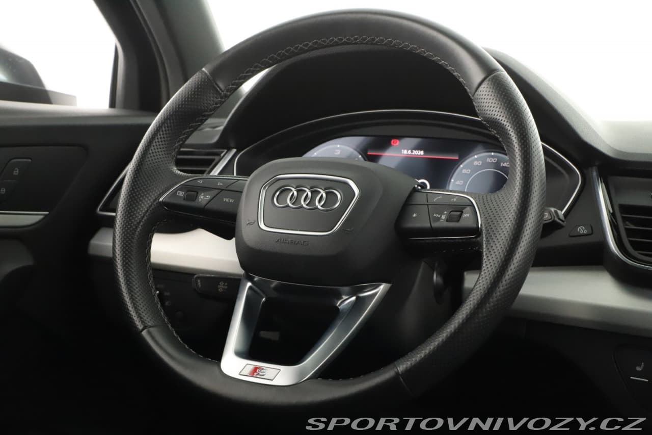 2022 Audi SQ5 - 8