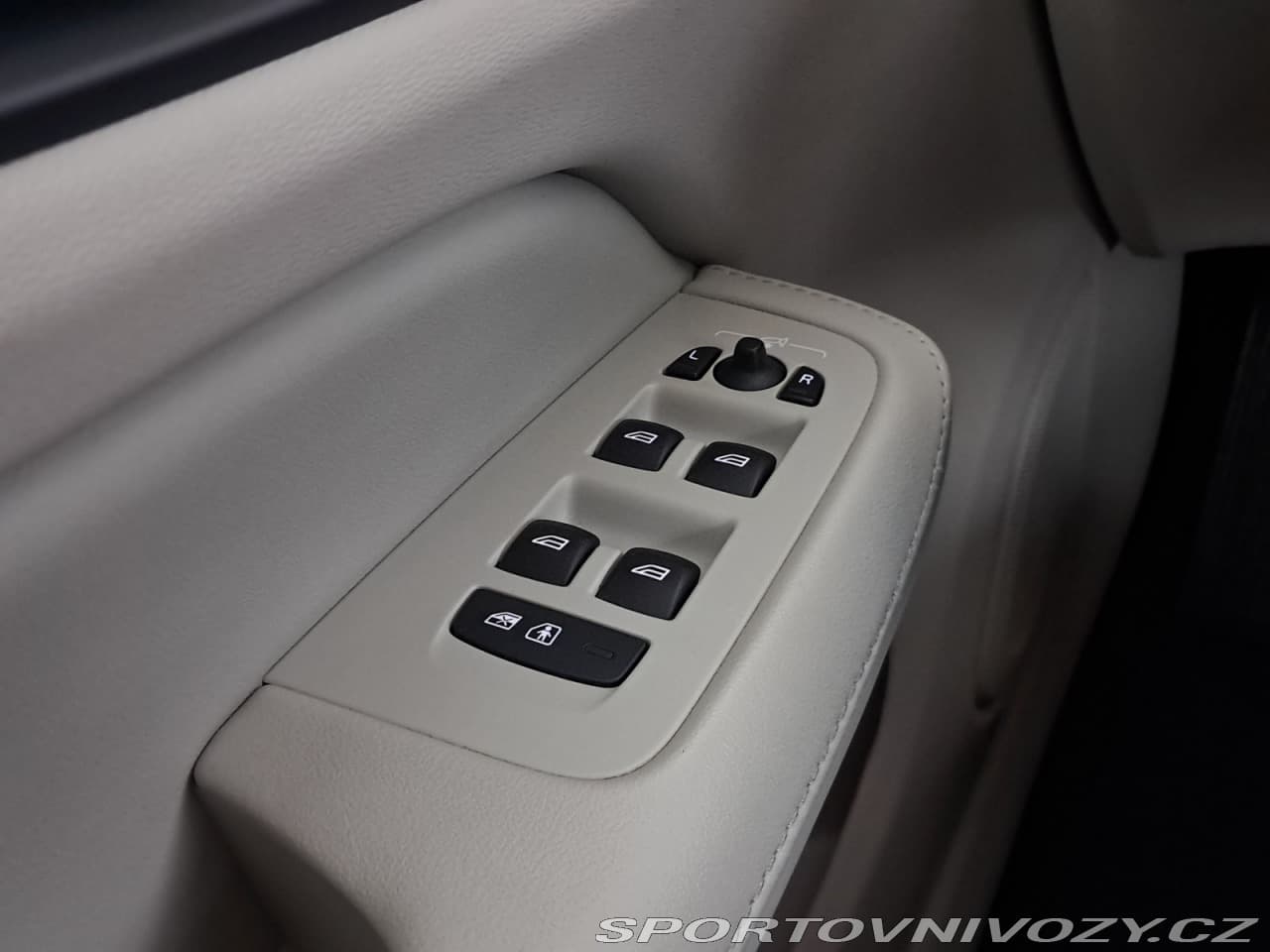 2021 Volvo S60 - 16