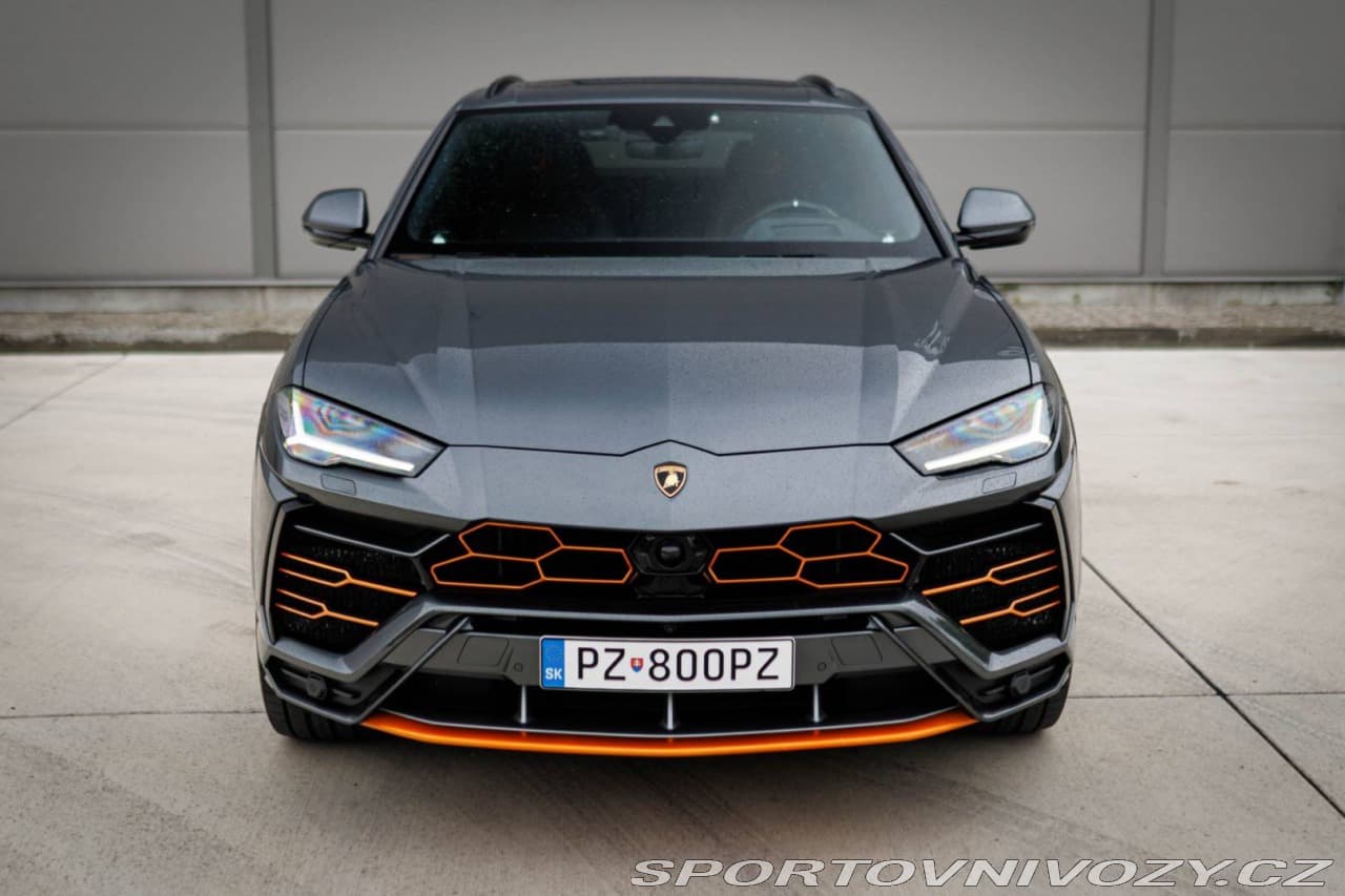 2020 Lamborghini URUS - 2