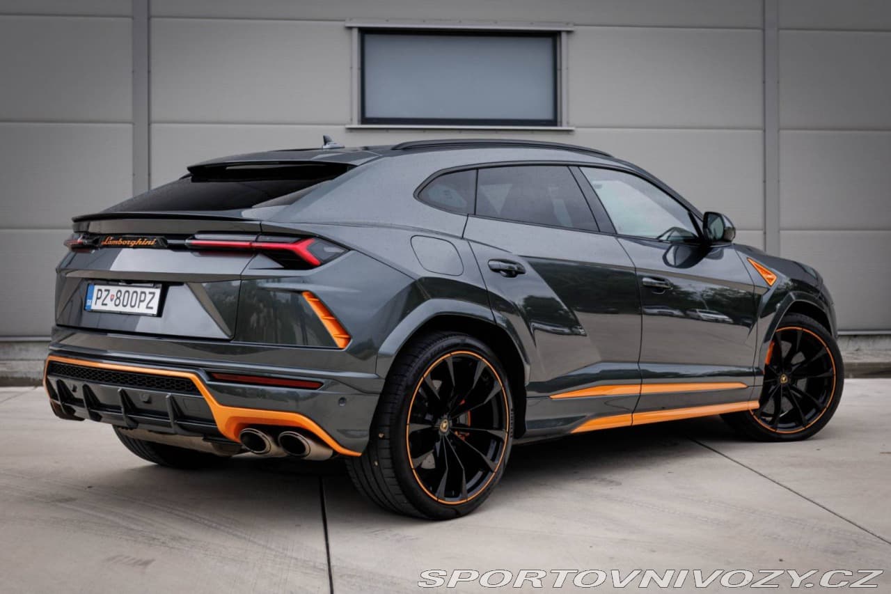 2020 Lamborghini URUS - 5