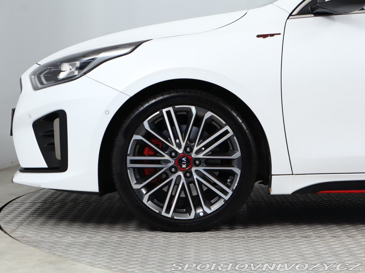 2019 Kia PROCEED - 13
