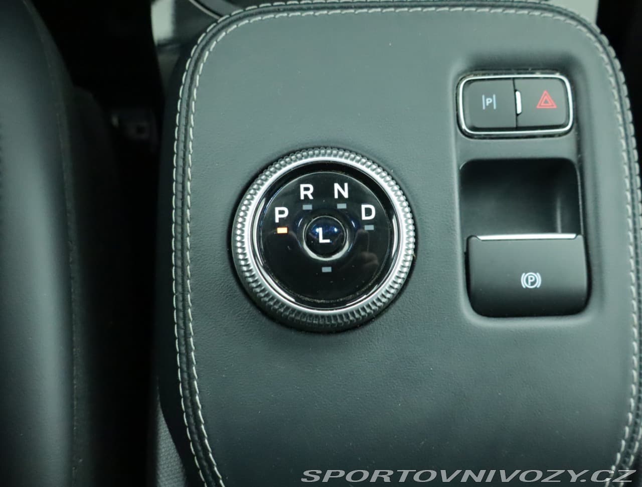 2022 Ford MUSTANG - 13