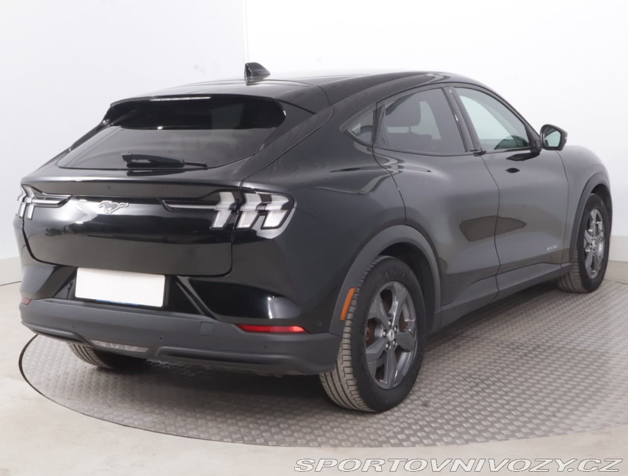 2022 Ford MUSTANG - 5